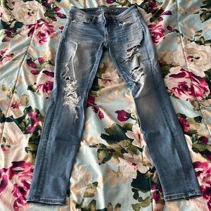 Size 2 American Eagle Ripped Jegging